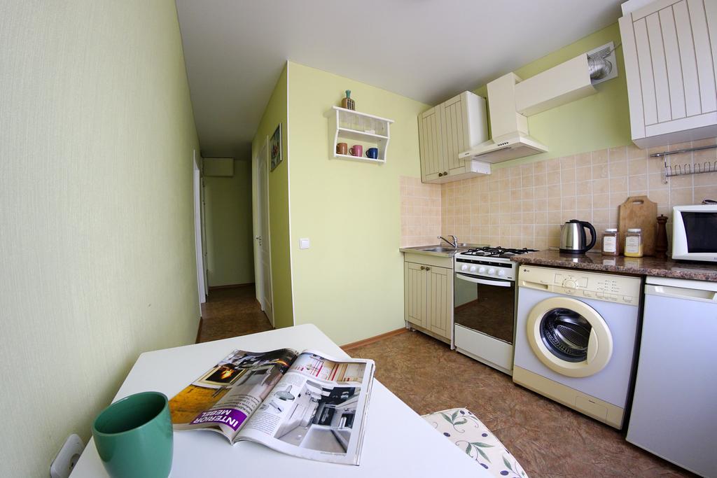 Flatsy At Botanichniy Sad Underground Apartment Harkiv Exterior foto